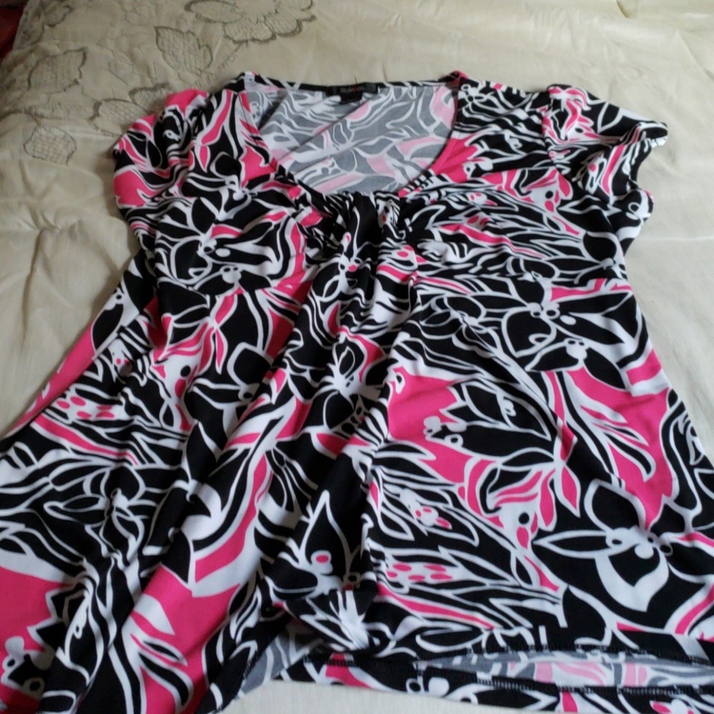 Womens short sleeve blouse